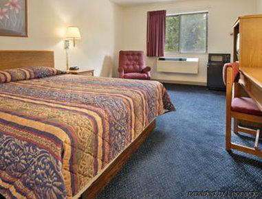 Super 8 By Wyndham Hampton Hotell Rum bild
